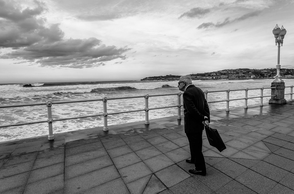 El Viejo y el Mar (versión urbana) /// The Old Man and the Sea (urban version)
